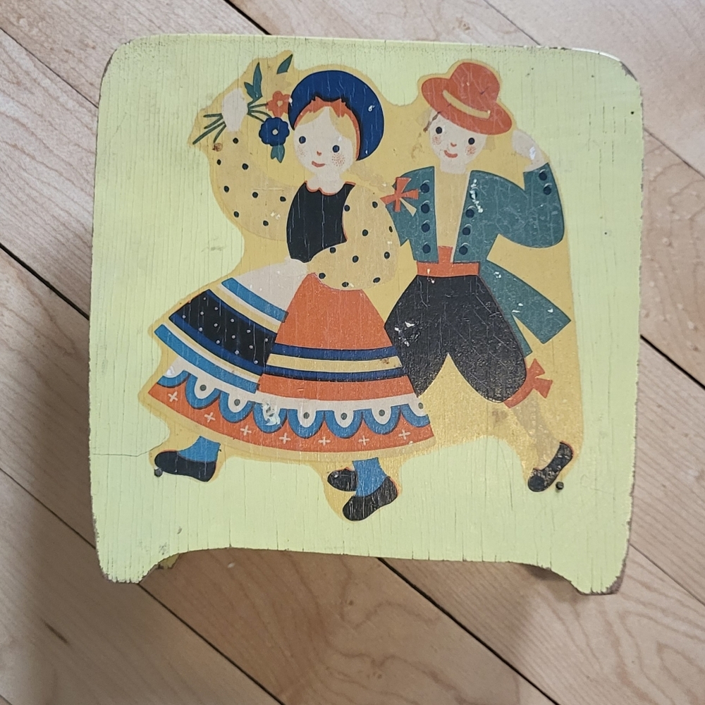 Vintage wooden napkin holder.  Folk art.